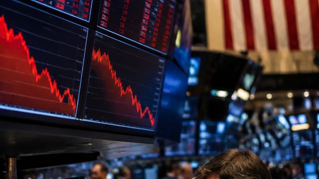 Market Turmoil: Tech Stocks Hit Hard Amid Global Chip Crisis