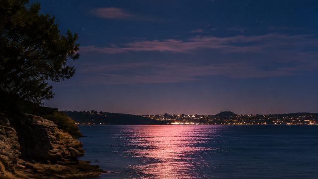 Experience the June Strawberry Full Moon: A Celestial Delight